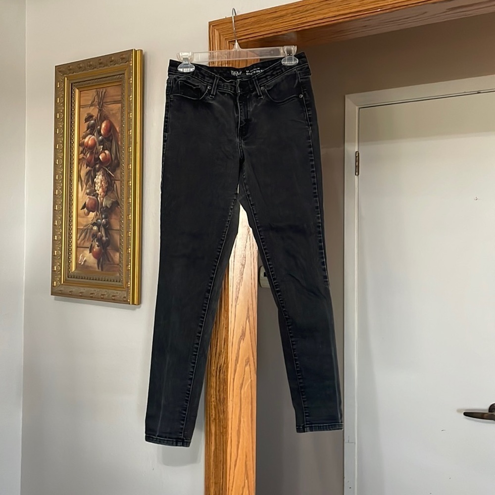 Massimo Mid-Rise Skinny Size 8 Black Jeans
